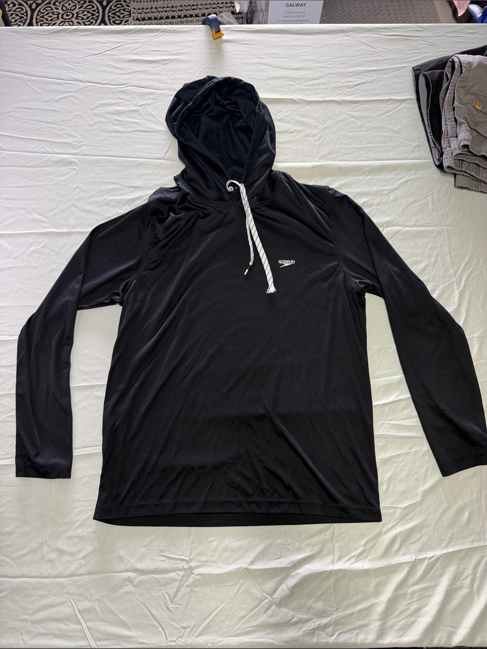 Speedo Black Hooded Long-Sleeve Performance Shirt - XL